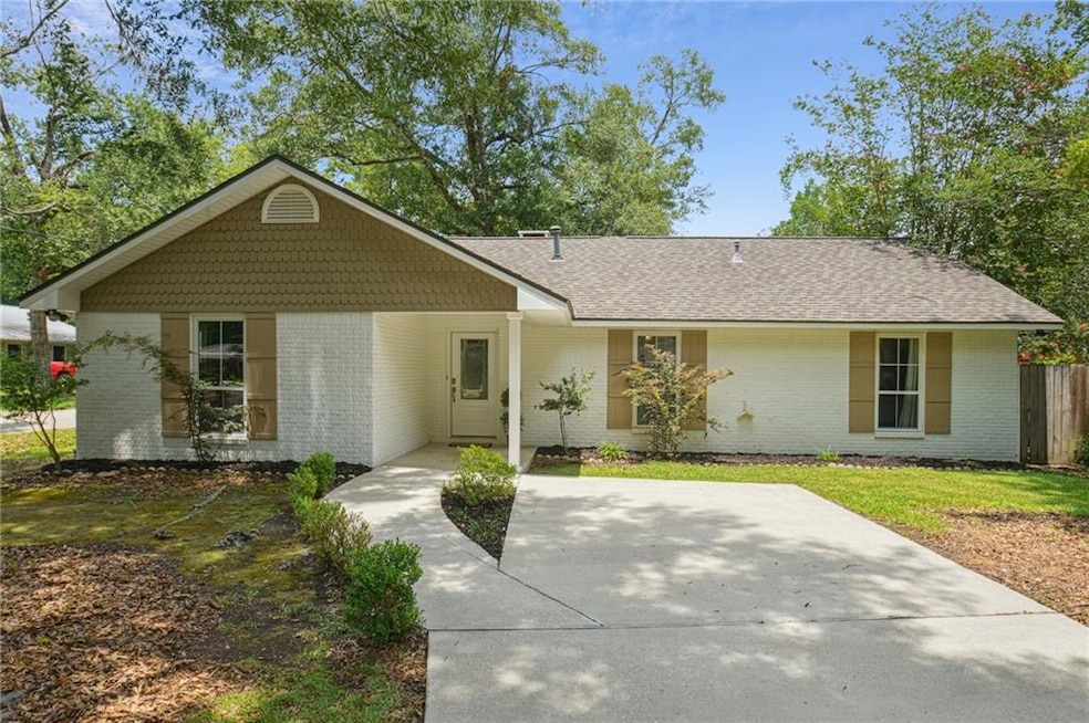 Welcome to 1028 West 23rd Avenue in Covington!