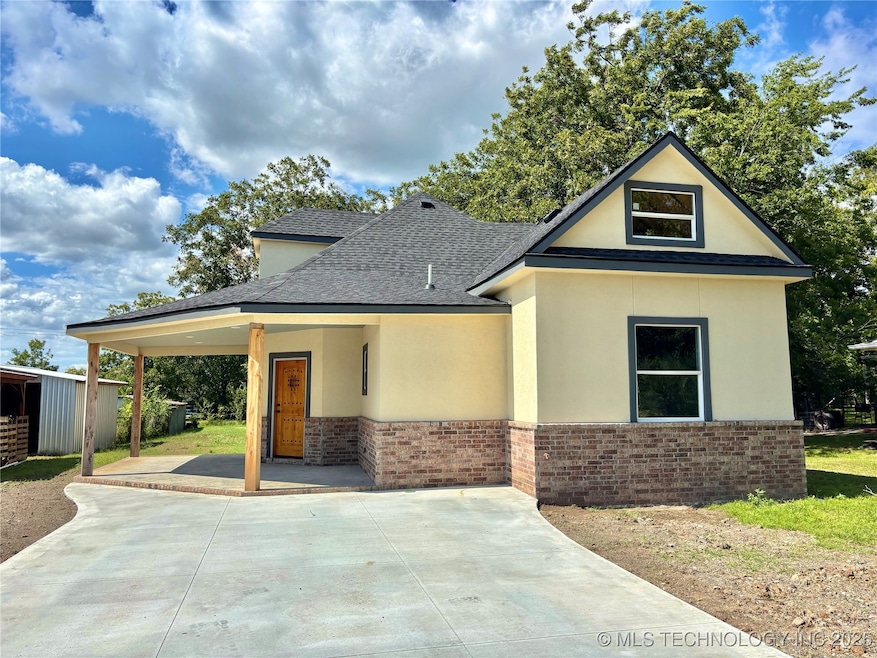 609 N C St, McAlester, OK 74501 - photo 1