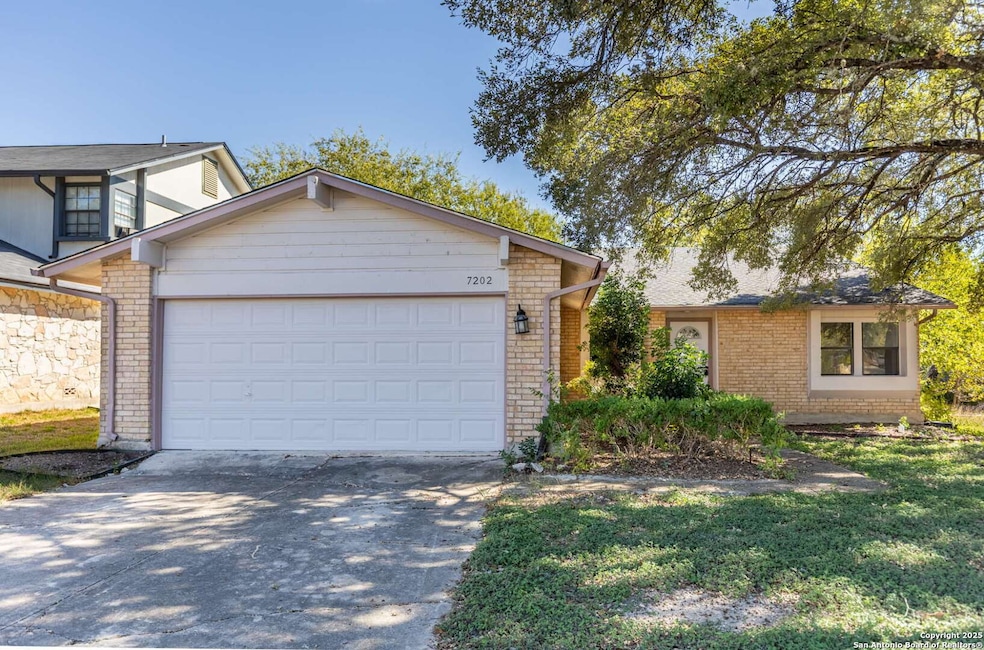 7202 Frontier Ridge Dr, Converse, TX 78109 - photo 1