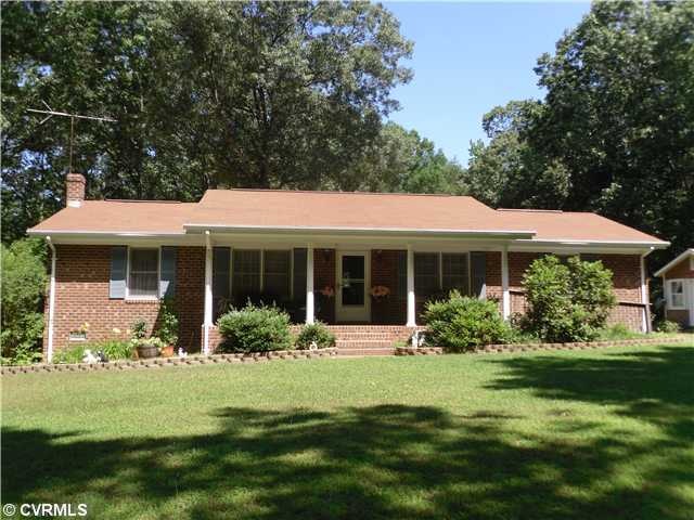 10301 Moncure Dr, Ruther Glen, VA 22546 - photo 1