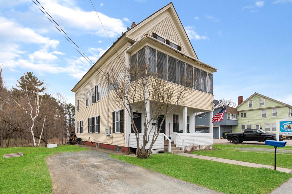 27 Elm St, Lancaster, NH 03584 - photo 1