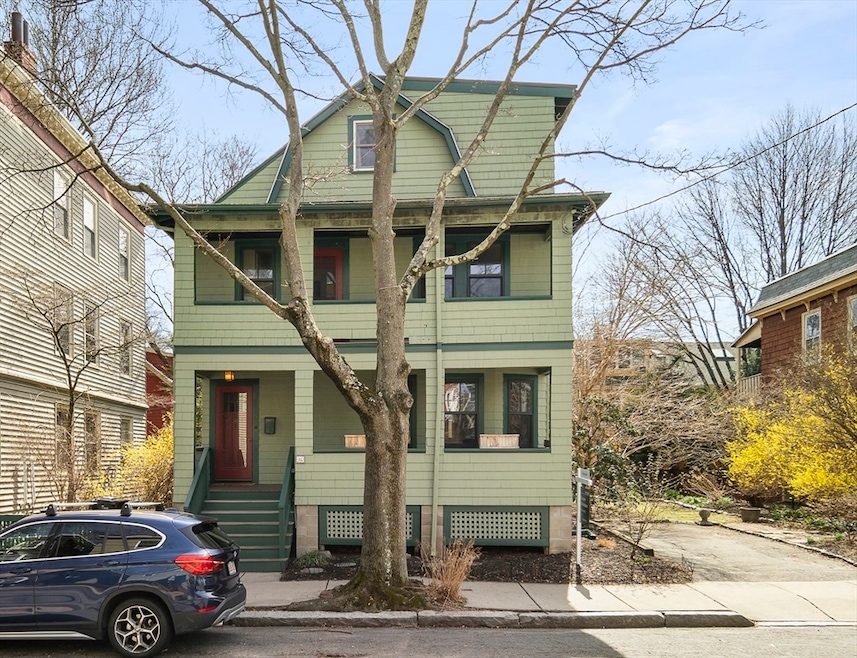 Sold $2,350,000 • Co-Listing Agent