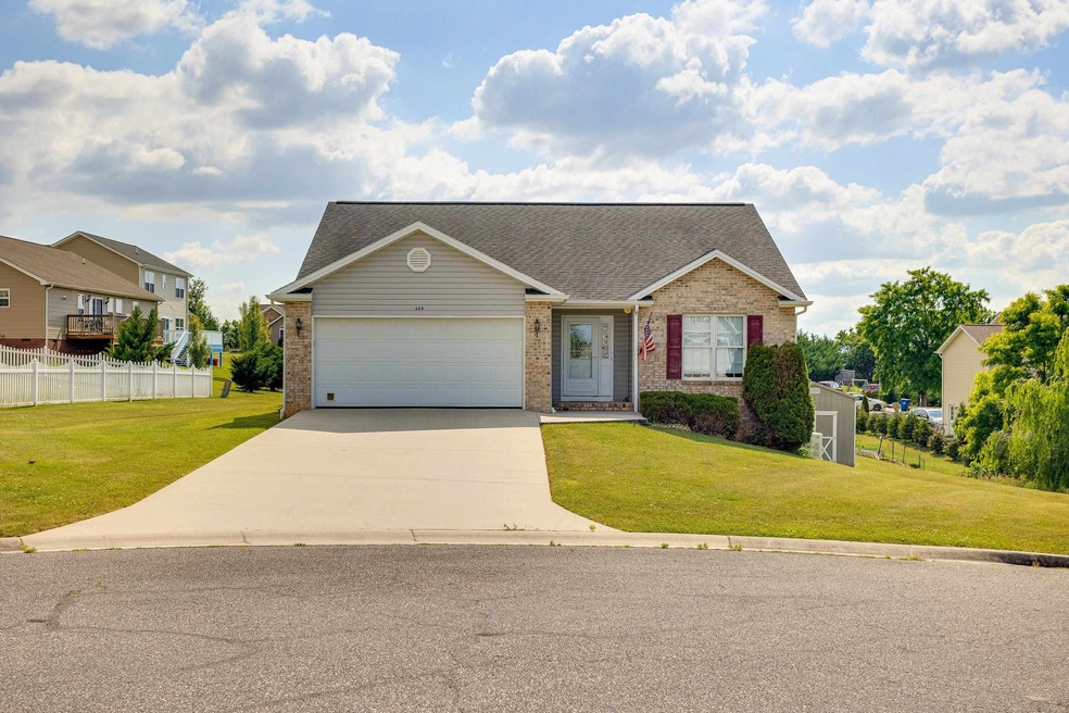 684 Suncrest Ct, Rockingham, VA 22801 - photo 1