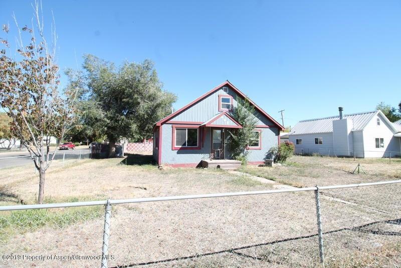 695 Tucker St, Craig, CO 81625 - photo 1