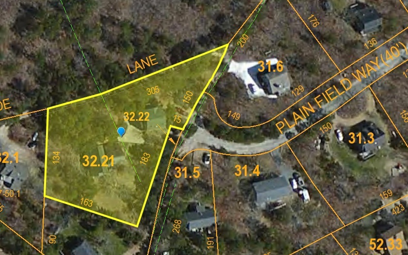 Almost one acre at the end of a quiet street