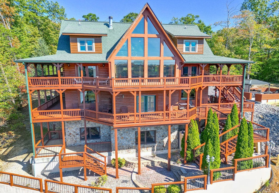 230 Five Points Dr, Russell Springs, KY 42642 - photo 1