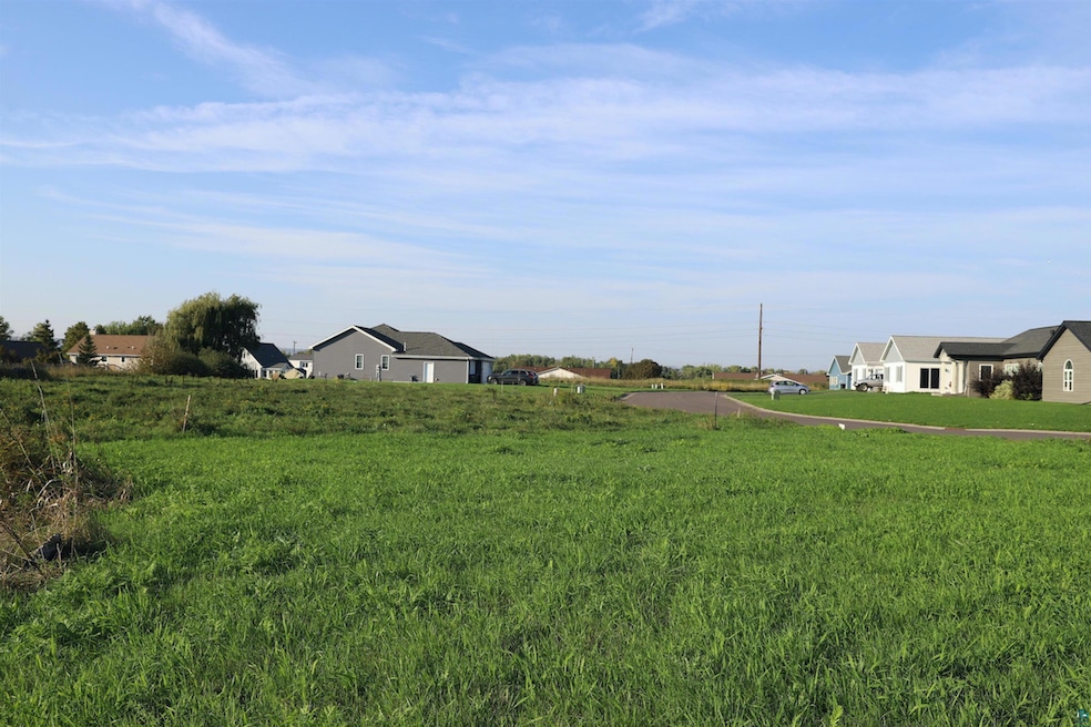 14 Spartan Circle Dr, Superior, WI 54880 - photo 1