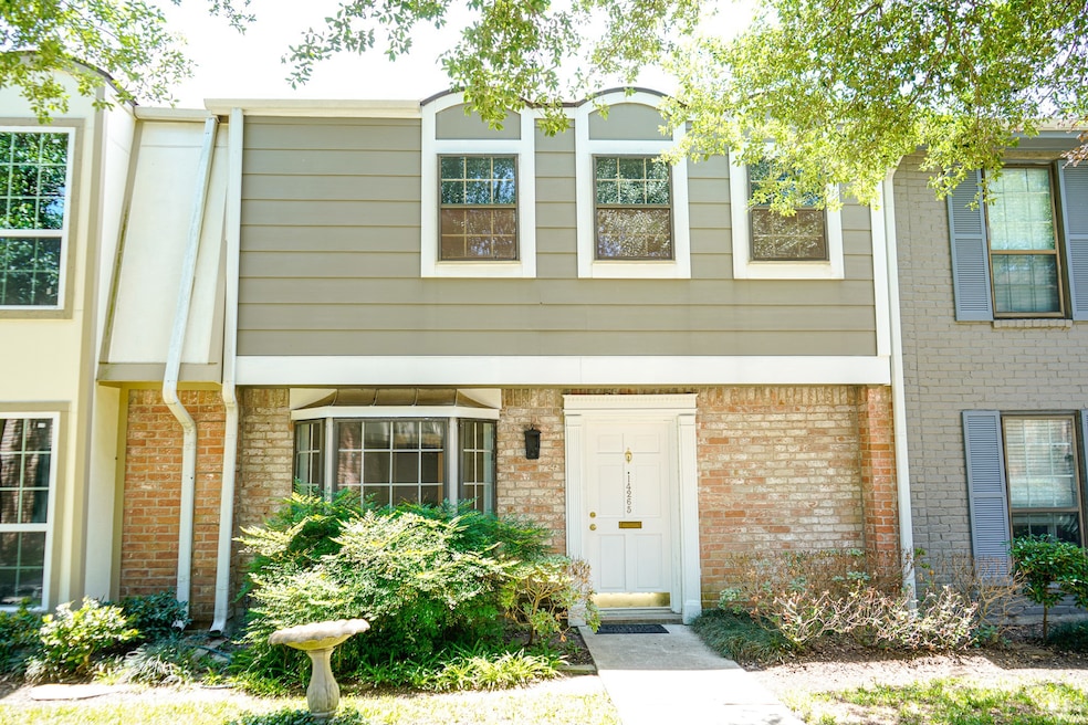 14265 Lost Meadow Ln, Houston, TX 77079 - photo 1