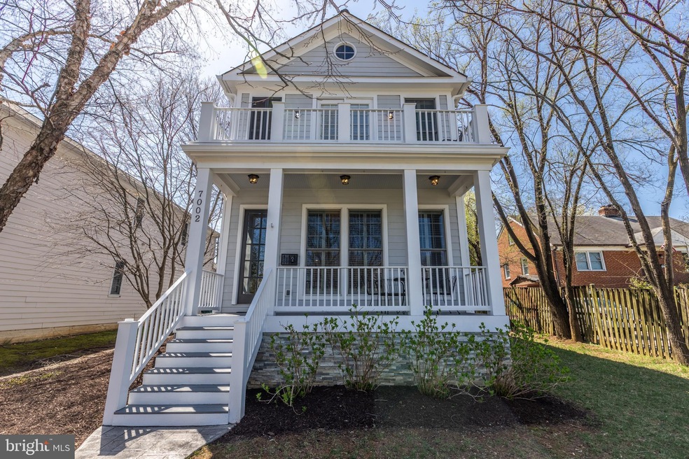 7002 Memorial Heights Dr, Alexandria, VA 22306 - photo 1