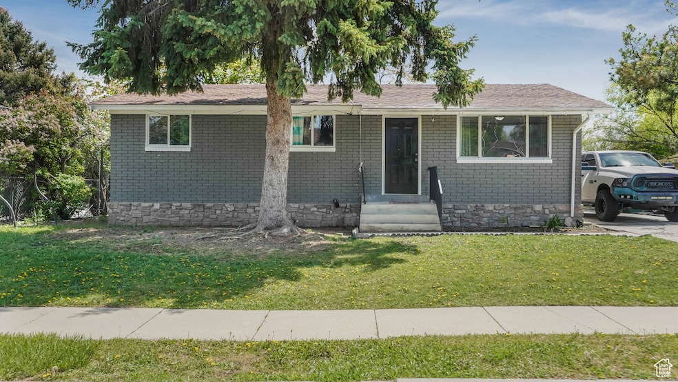 1951 W 7125 S, West Jordan, UT 84084 - photo 1