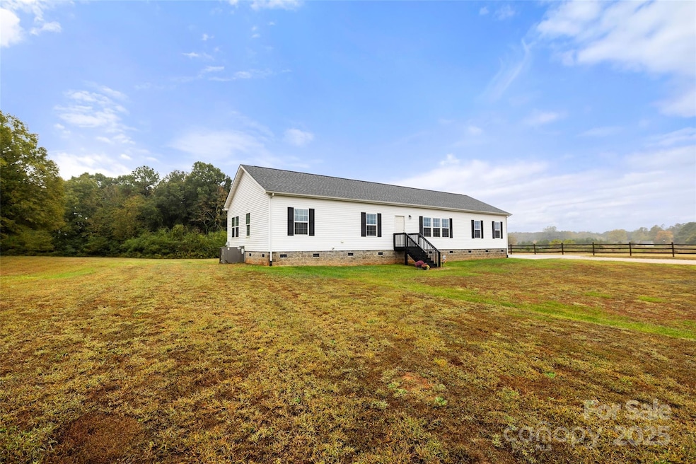 2282 Westbrook Rd, Edgemoor, SC 29712 - photo 1