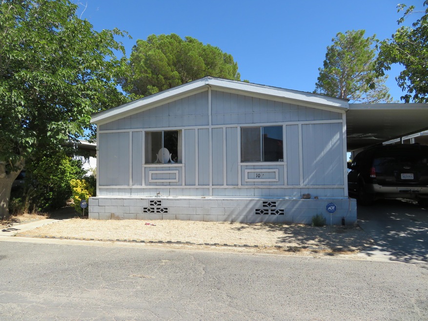4500 W Rosamond Blvd unit 10a, Rosamond, CA 93560 - photo 1
