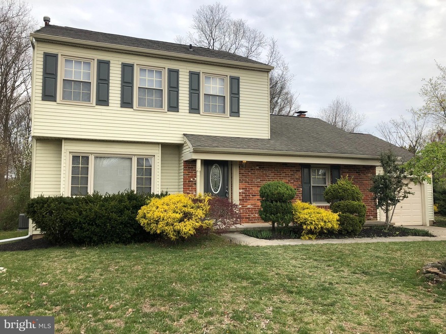 9 N Mars Ct, Sewell, NJ 08080 - photo 1