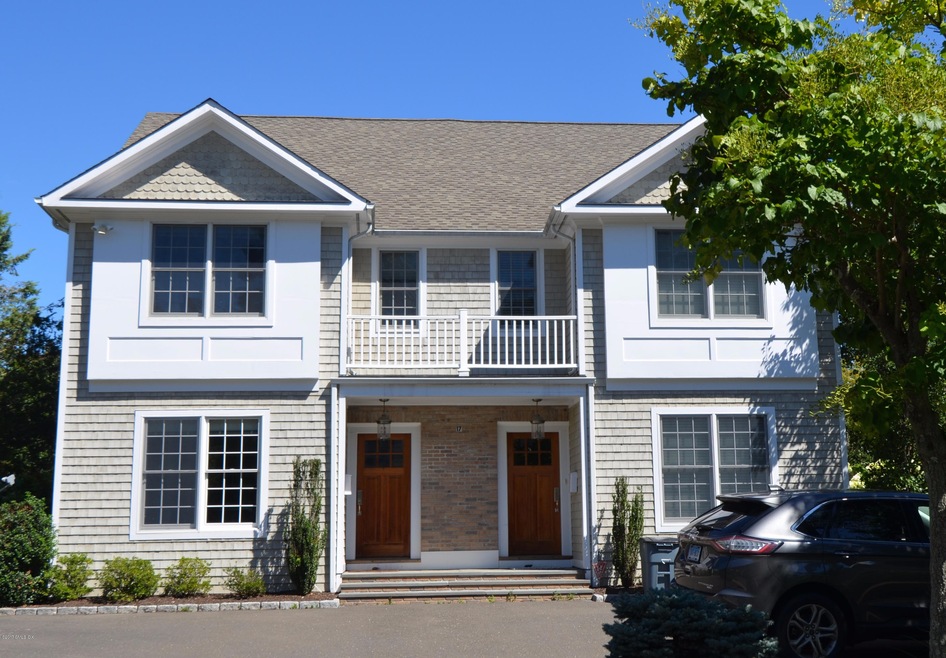 17 Ridge St unit B, Greenwich, CT 06830 - photo 1