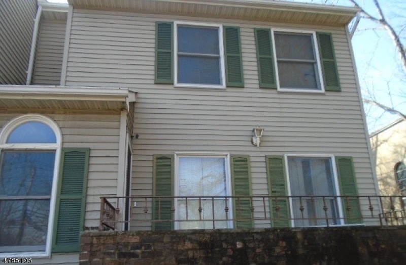 664 Irvington Ave unit 4, Maplewood, NJ 07040 - photo 1