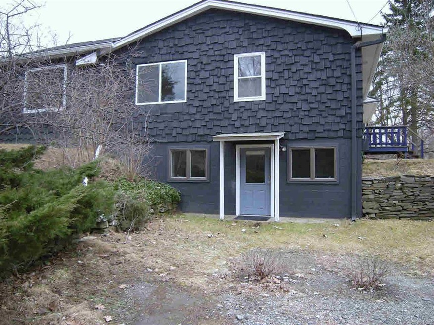 42 Read Rd unit B, Red Hook, NY 12571 - photo 1