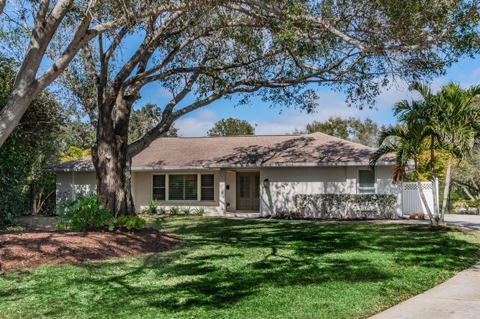 1301 74th Cir NE - located in Harbor Isle neighbor