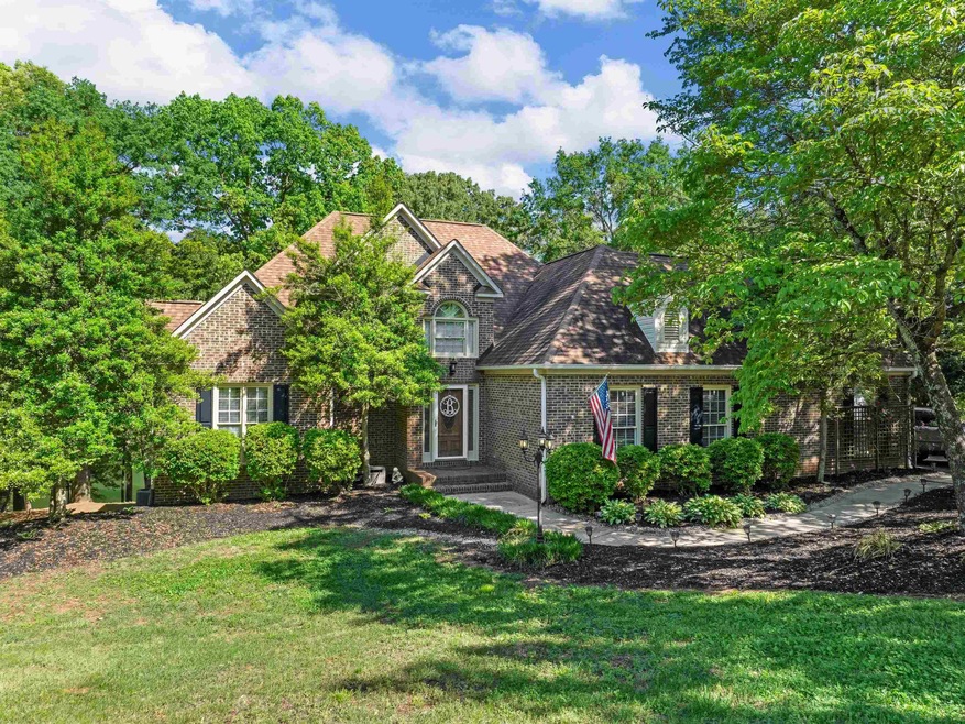 113 Englewood Dr, Inman, SC 29349 - photo 1