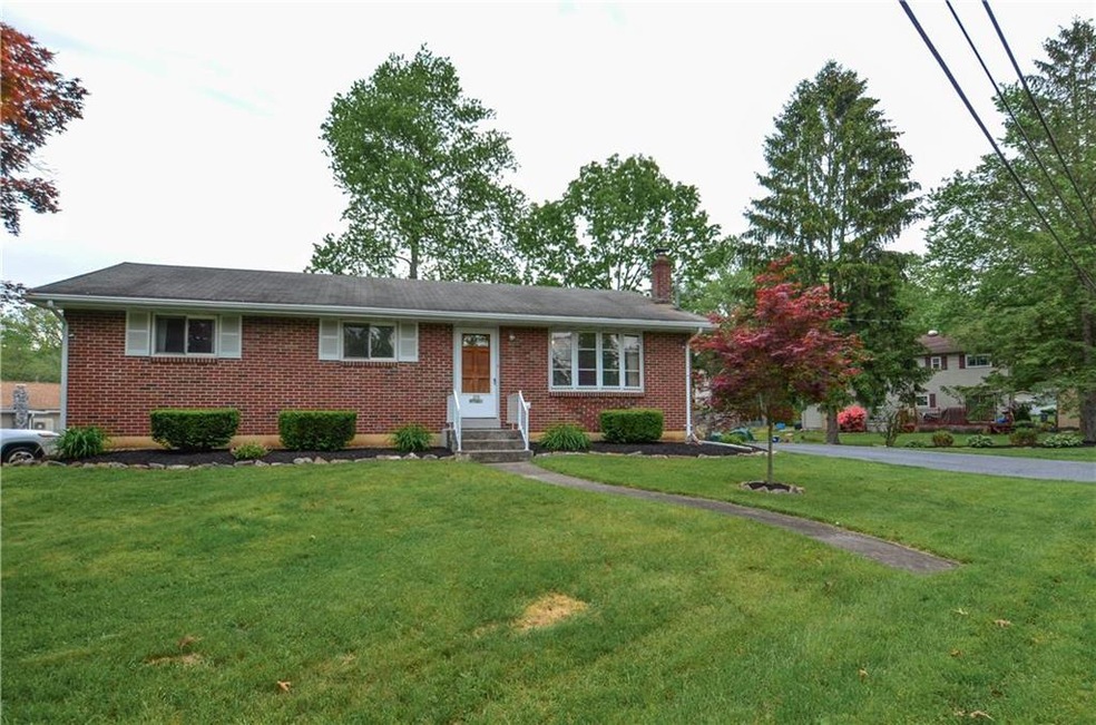 201 Spruce Rd, Orwigsburg, PA 17961 - photo 1