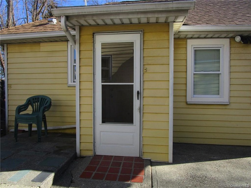 1970 E Main St unit CTG, Mohegan Lake, NY 10547 - photo 1