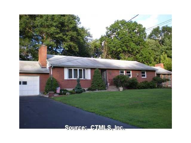 349 Lindy St, Orange, CT 06477 - photo 1