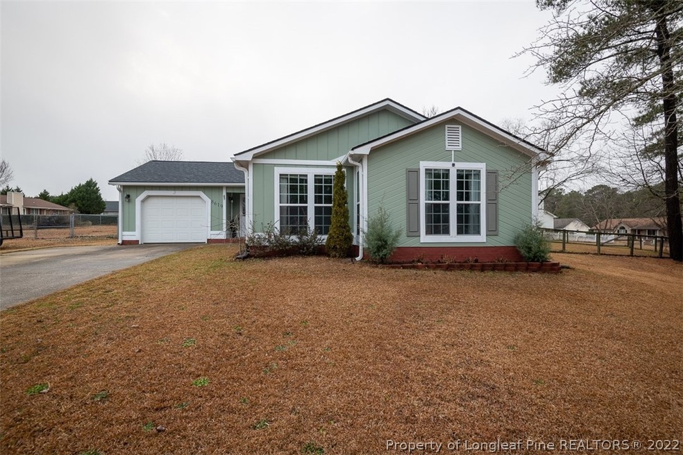 8619 Tangletree Dr, Linden, NC 28356 Recently Sold