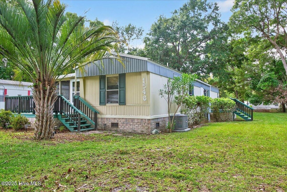 1546 Gate 3 SW, Ocean Isle Beach, NC 28469 - photo 1