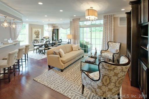 637 Brookside Ct unit 637, Newtown, CT 06470 - photo 1