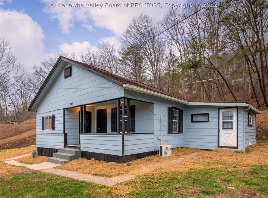 2206 Childress Rd, Alum Creek, WV 25003 - photo 1