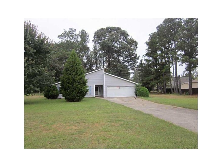 Exterior Front. Stepless Ranch on level lot