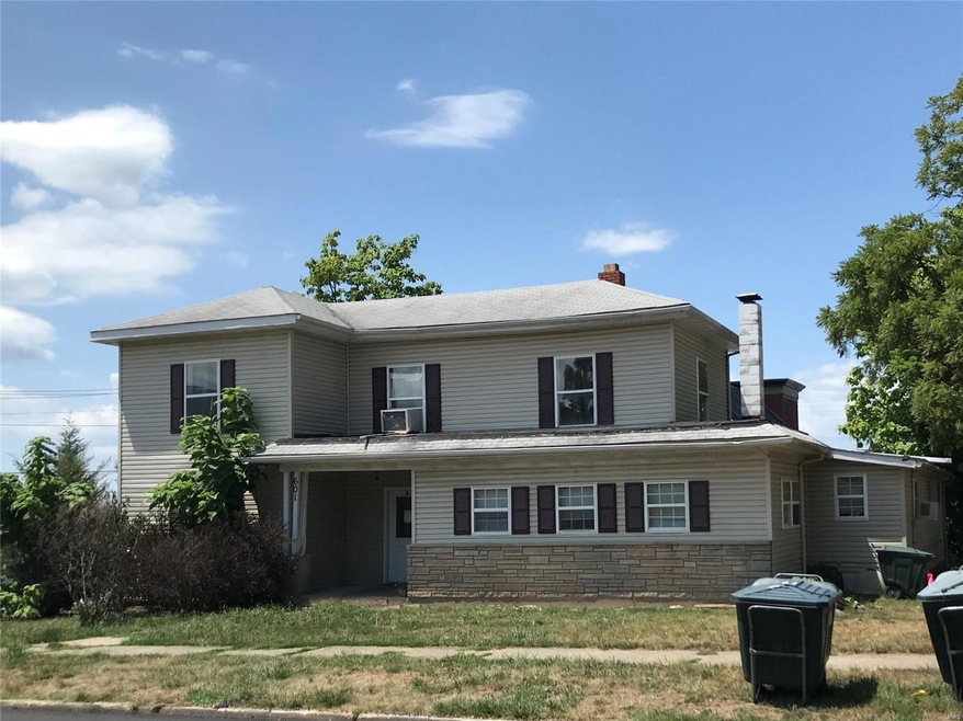 601 N Cedar St, Rolla, MO 65401 - photo 1