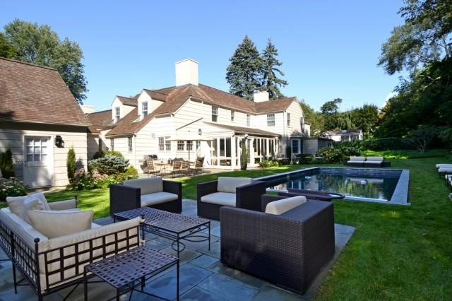 16 Compo Pkwy, Westport, CT 06880 - photo 1