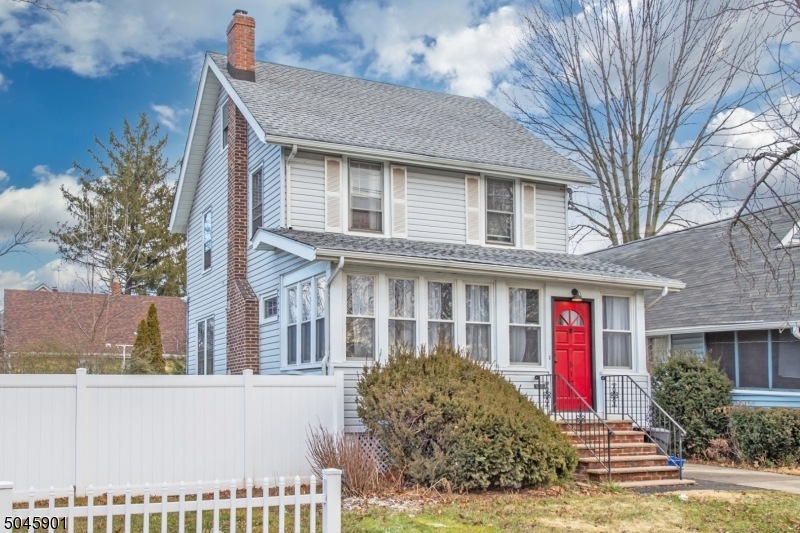 512 W 3rd Ave, Roselle, NJ 07203 - photo 1