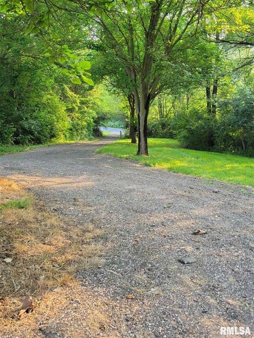 6605 N Gilles Rd, Edwards, IL 61528 - photo 1