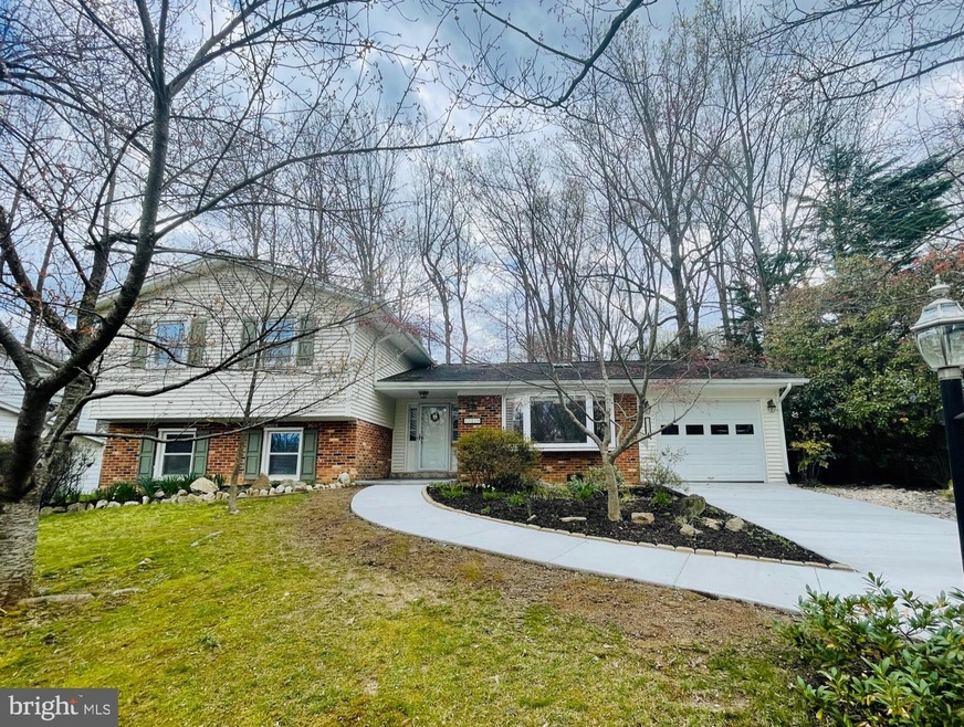 3220 Prince William Dr, Fairfax, VA 22031 - photo 1