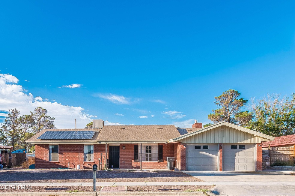 1578 S Skenazo Ave, Horizon City, TX 79928 - photo 1