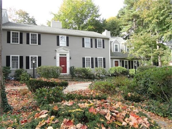 617 Washington St unit 104, Wellesley, MA 02482 - photo 1