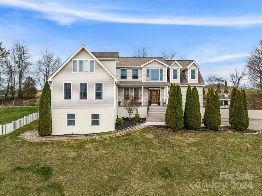 36 Long Meadows Dr, Leicester, NC 28748 - photo 1