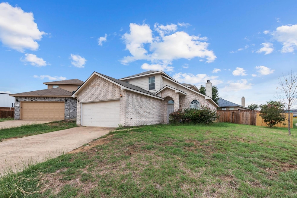 8013 Marielle Cir, Dallas, TX 75232 - photo 1