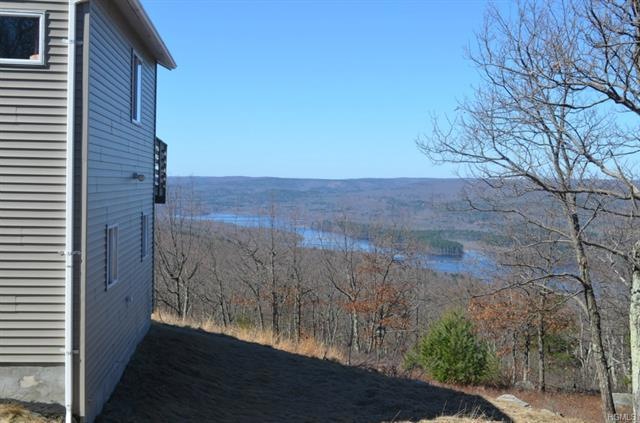 96 Treetops Trail, Bloomingburg, NY 12721 - photo 1