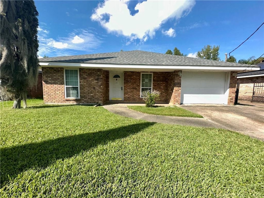 For Sale $179,500 • Co-Listing Agent