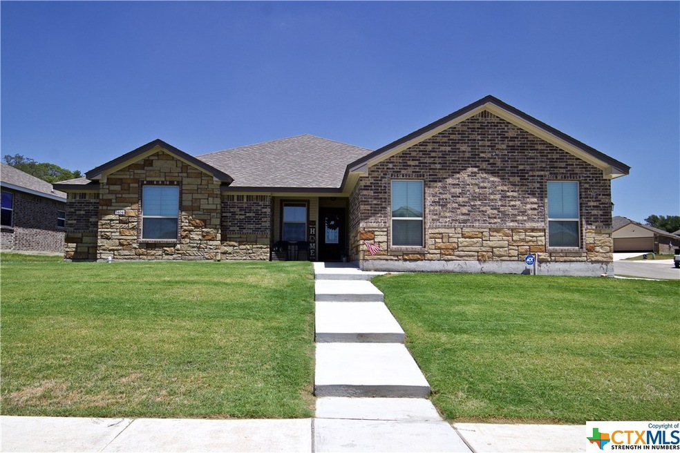 1404 Justice Dr, Copperas Cove, TX 76522 - photo 1