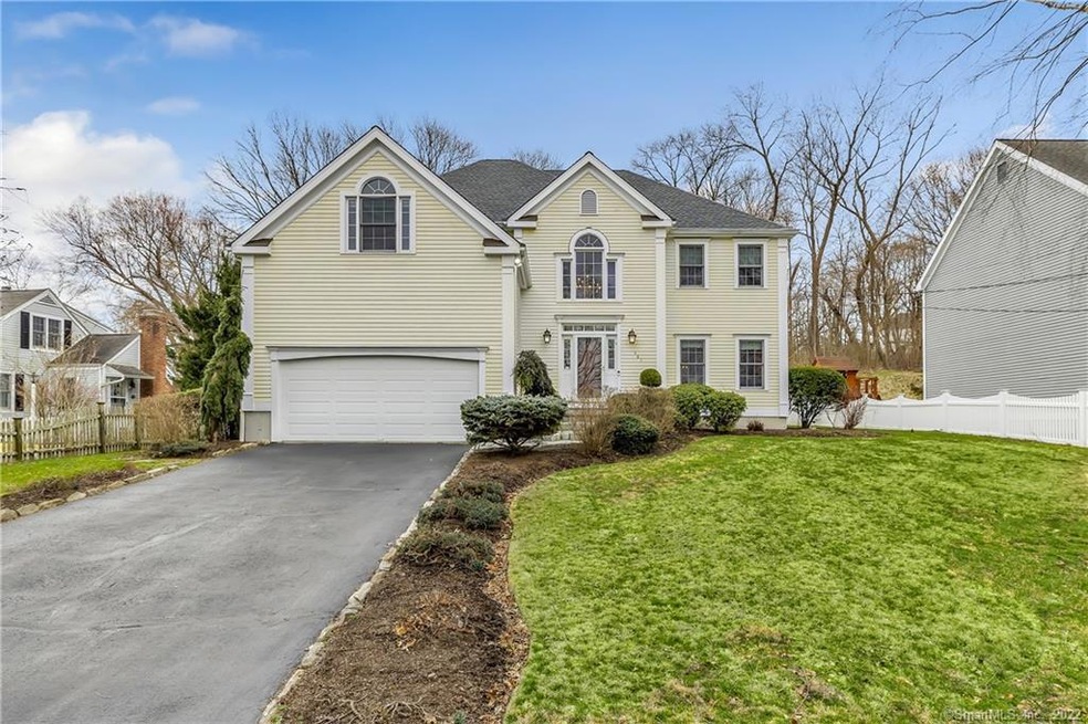 487 Wormwood Rd, Fairfield, CT 06824 - photo 1