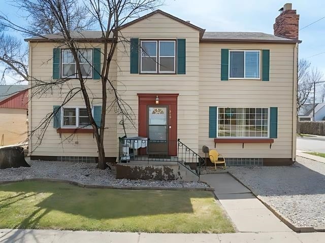 919 W Central Ave, Minot, ND 58701 - photo 1