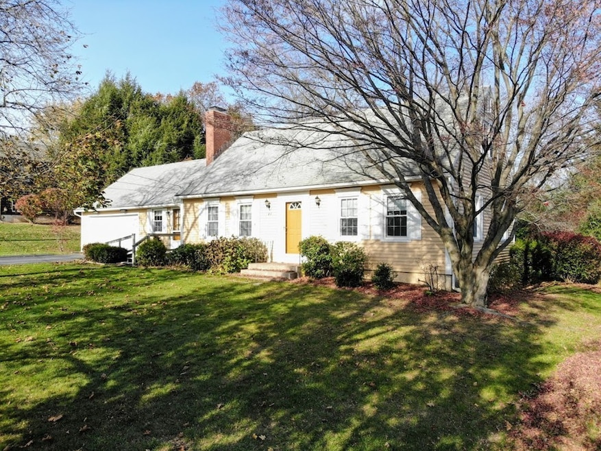 46 Braintree Rd, West Springfield, MA 01089 - photo 1