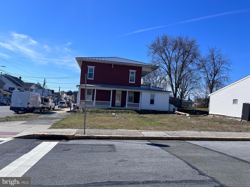 293 E Main St, Middletown, PA 17057 - photo 1