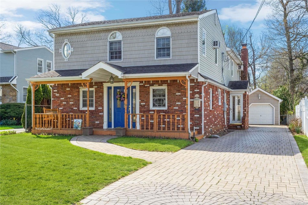 2942 Ewell Place, Wantagh, NY 11793 - photo 1