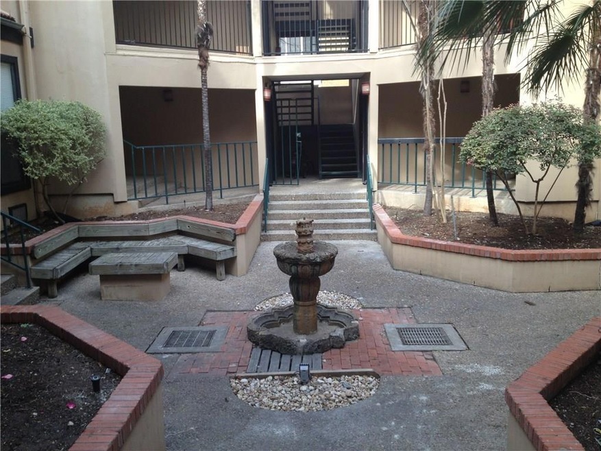 2110 Rio Grande St unit 302, Austin, TX 78705 - photo 1