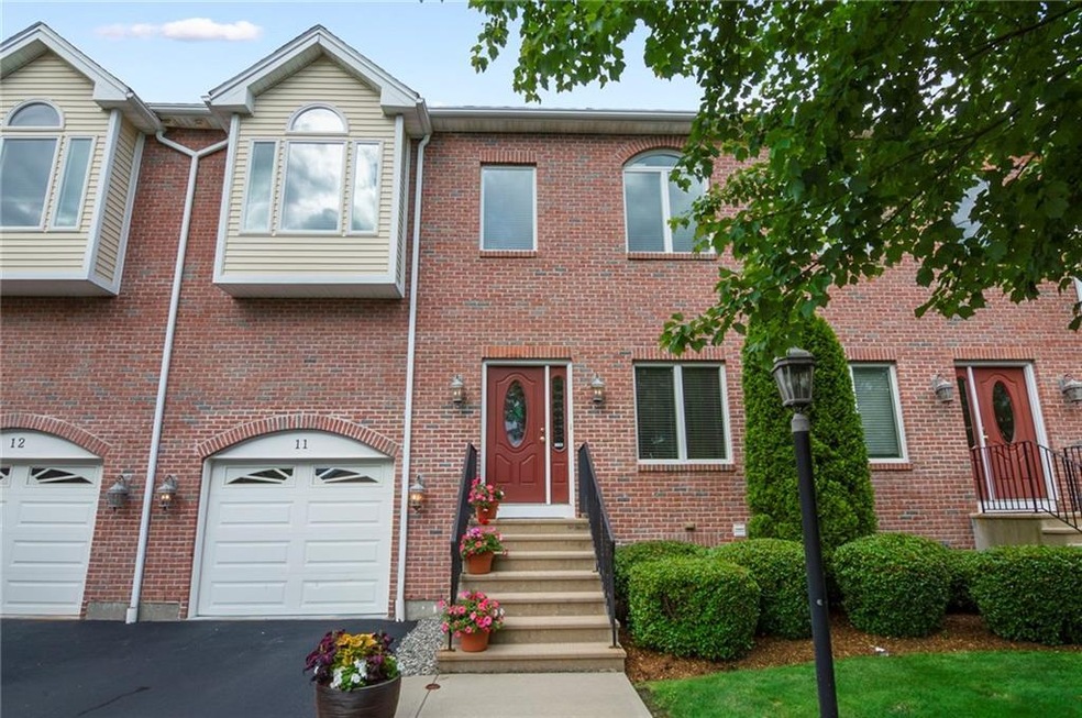 131 Fruit Hill Ave unit 11, North Providence, RI 02911 - photo 1