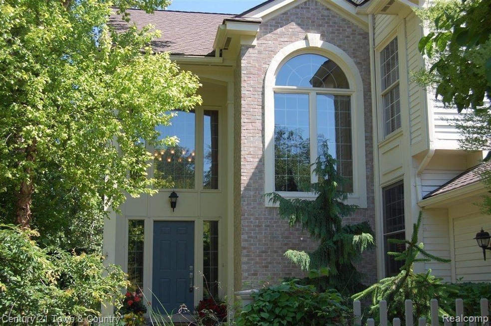 7067 Winding Brook